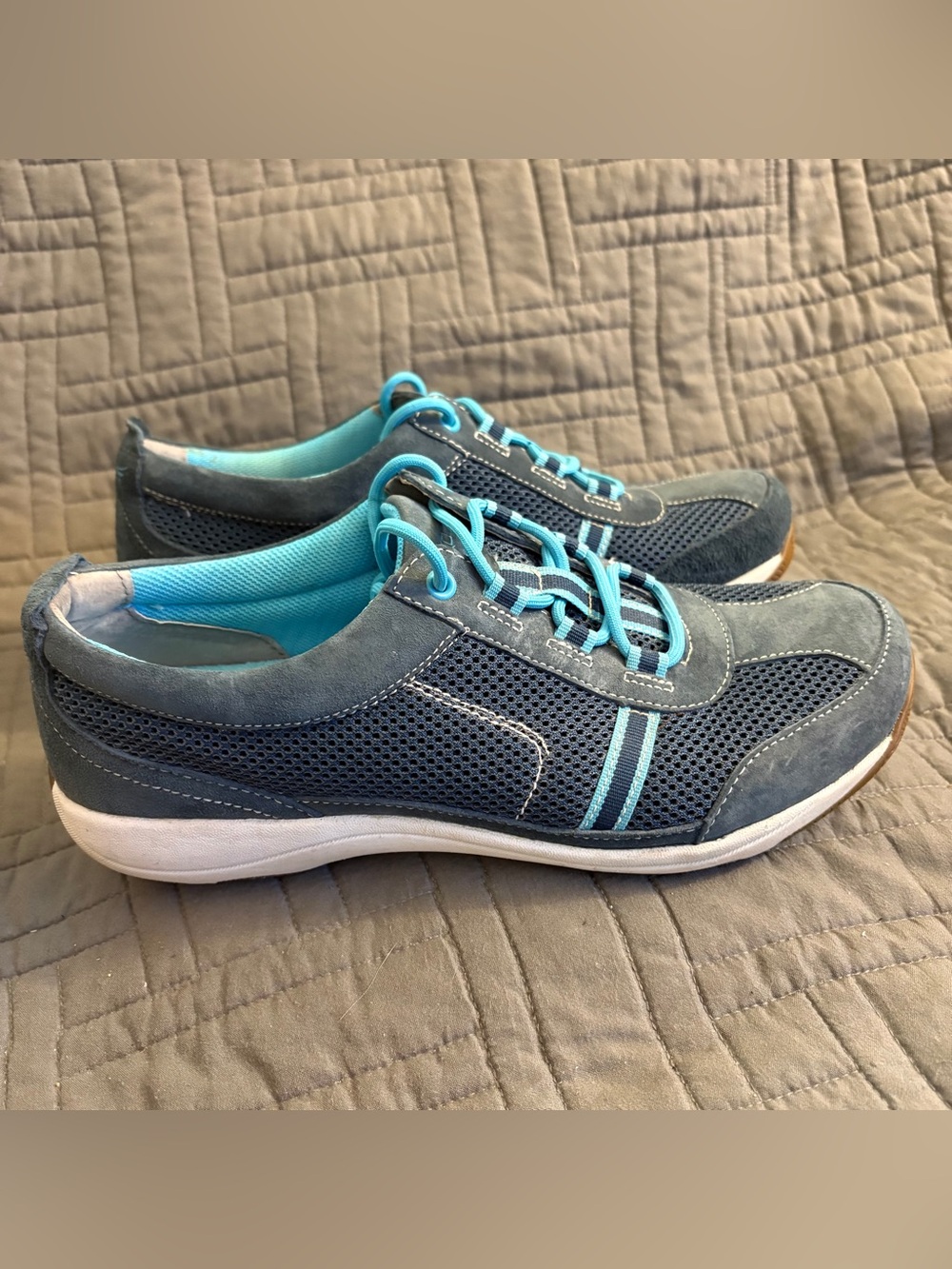 Dansko HELEN Sneakers Womens EU 39 US 8.5- 9 Blue Suede Walking Shoes